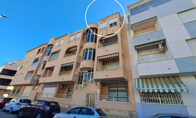 Apartamento/ piso - Reventa - La Mata -
                La Mata