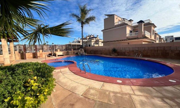 Apartamento/ piso - Reventa - Orihuela Costa -
                Villamartín