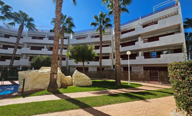 Apartamento/ piso - Reventa - Playa Flamenca -
                El Rincon