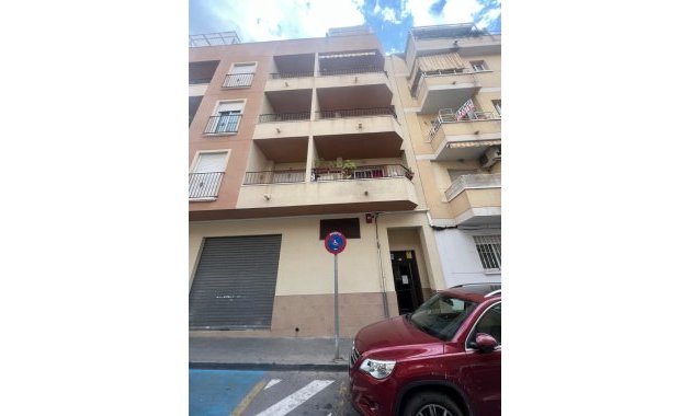 Apartamento/ piso - Reventa - Torrevieja -
                Center