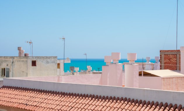 Apartamento - Reventa - Guardamar del Segura -
                Center