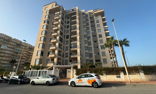 Apartment / flat - Resale - Guardamar del Segura -
                Puerto Deportivo