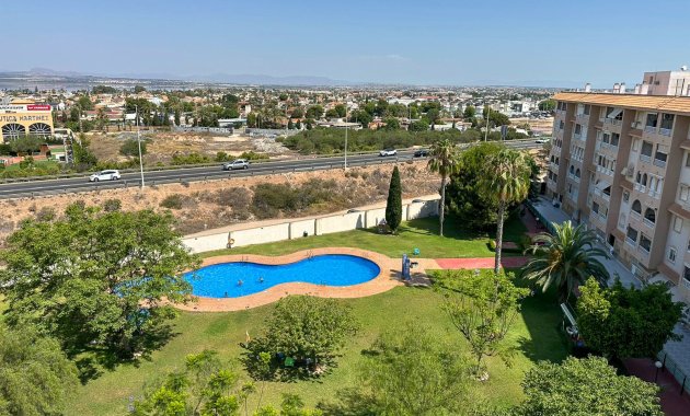 Apartment  - Resale - Torrevieja -
                Parque de las Naciones