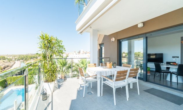 Apartment  - Resale - Villamartín -
                La fuente