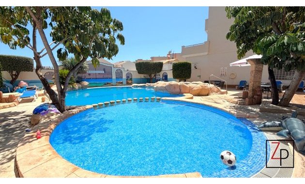 Ático - Reventa -
            Orihuela Costa - 0571