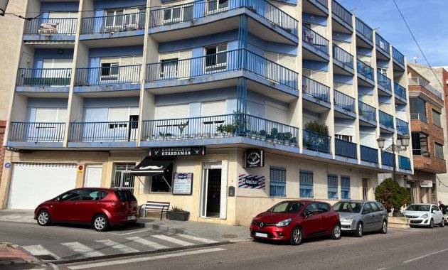 Comercial - Reventa -
            Guardamar del Segura - MM-94378