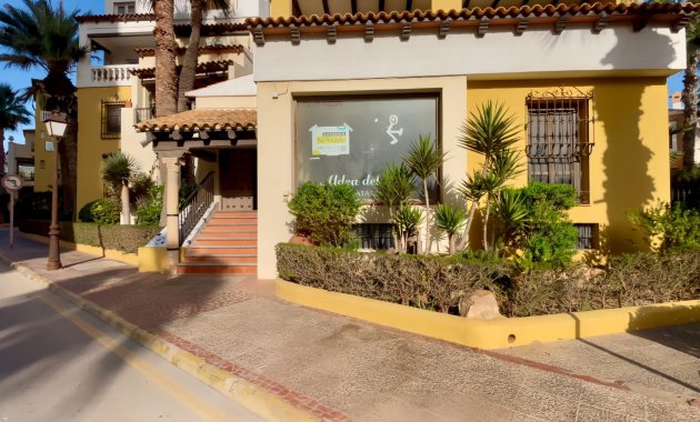 Comercial - Reventa - Torrevieja -
                Playa Los Locos