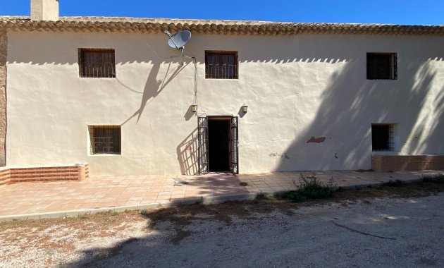 Country House - Endursala - Salinas -
                Salinas