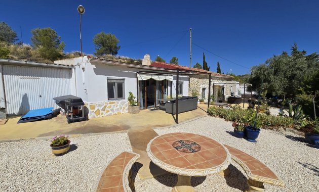 Country House - Resale - La Zarza -
                La Zarza
