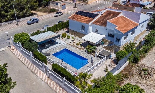 Einbýlishús - Endursala - La Marina -
                La Marina