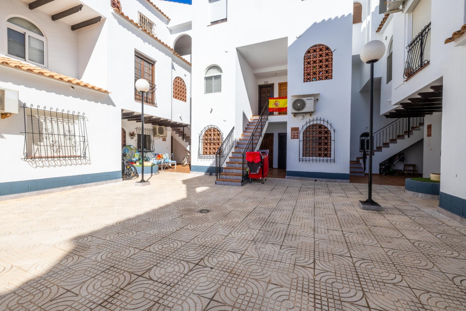 Endursala - Apartament / Duplex -
Torrevieja