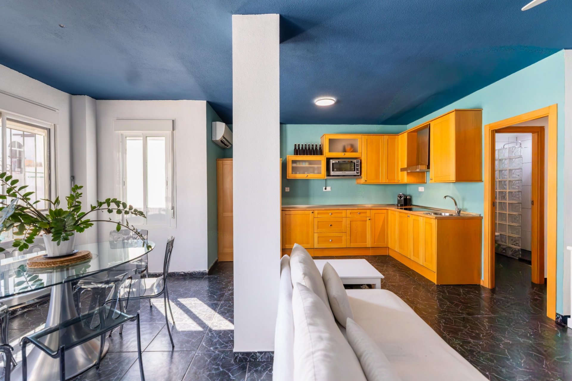 Endursala - Apartament / Duplex -
Torrevieja