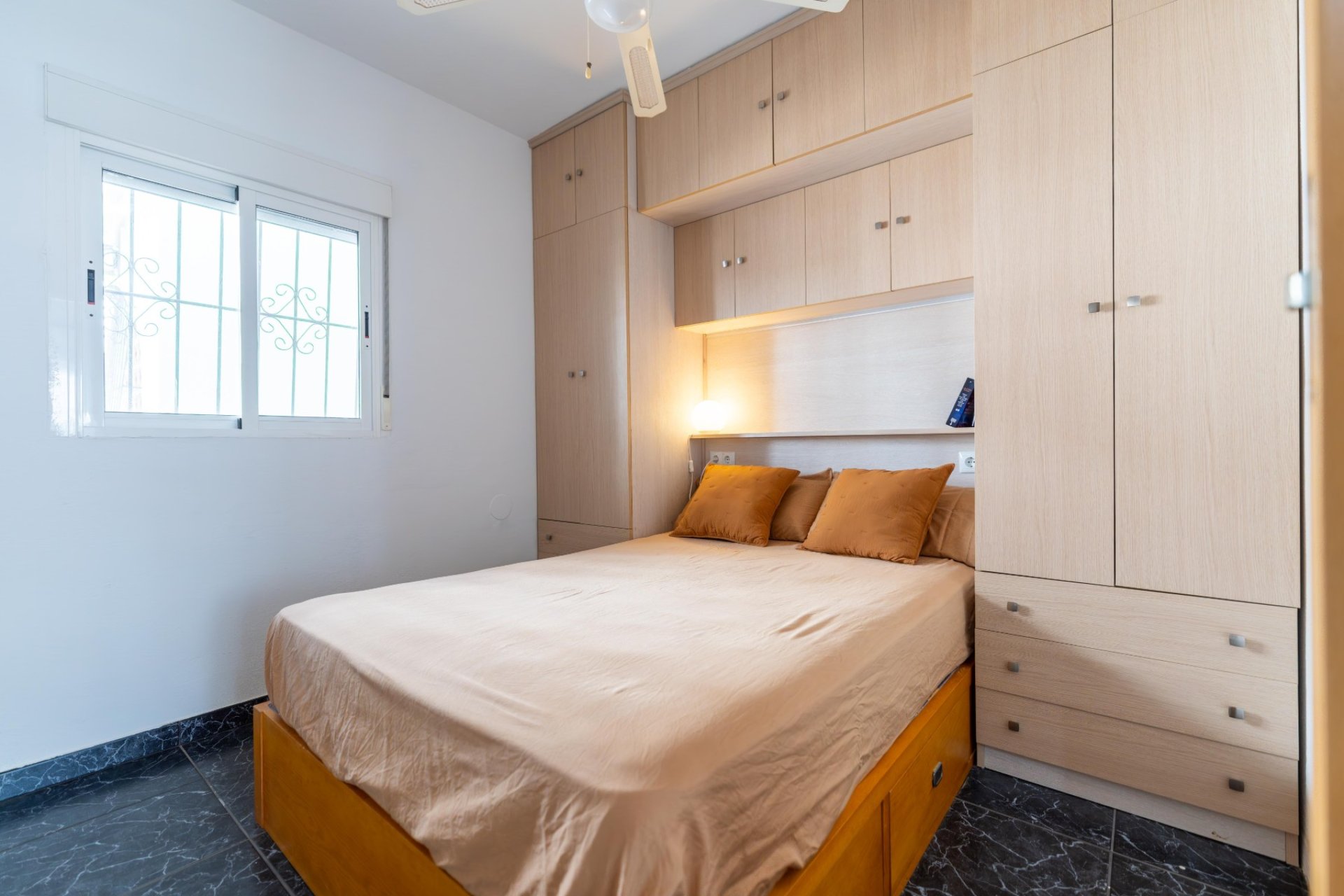 Endursala - Apartament / Duplex -
Torrevieja