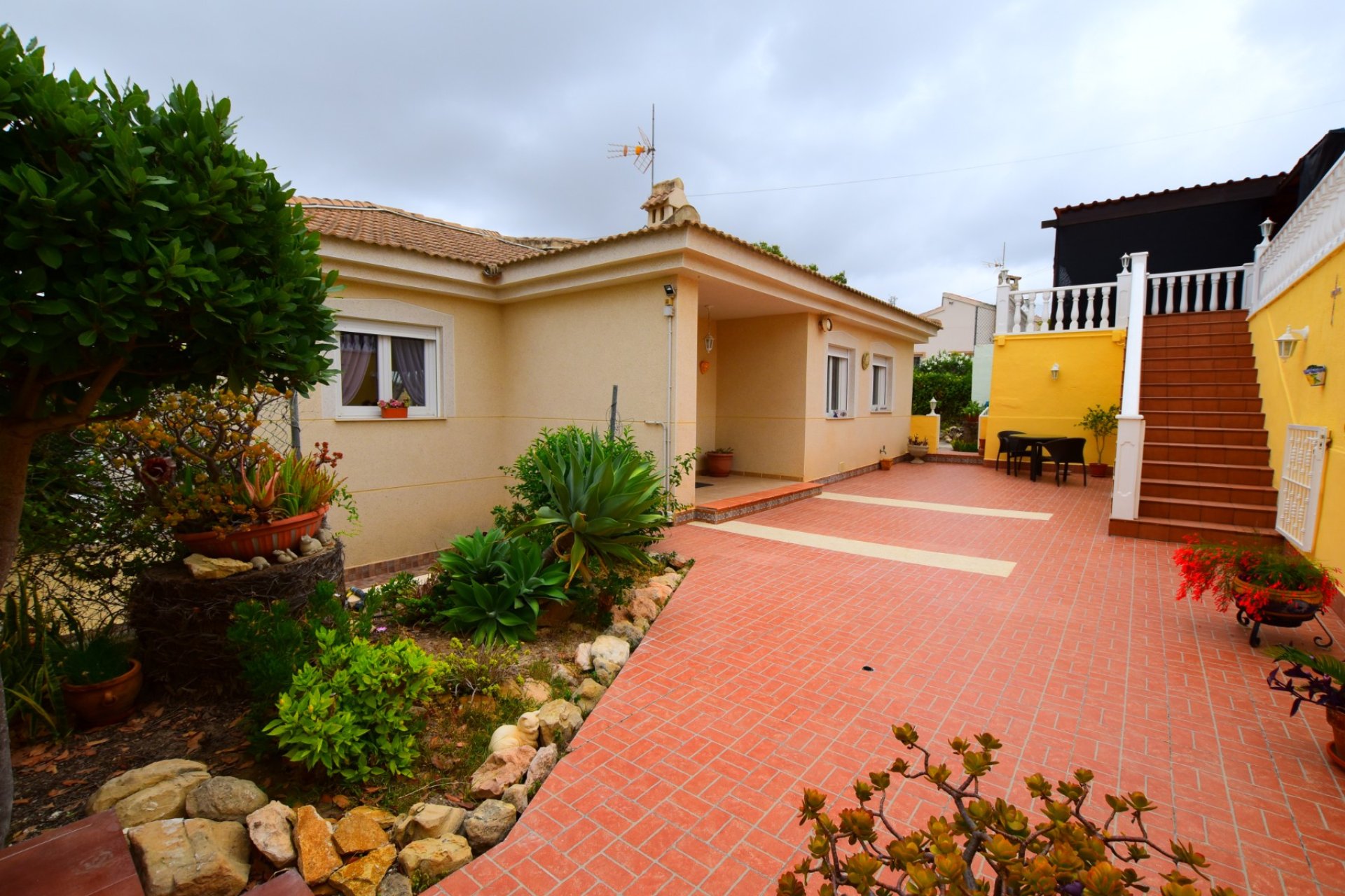 Endursala - Einbýlishús -
3409 - Montemar