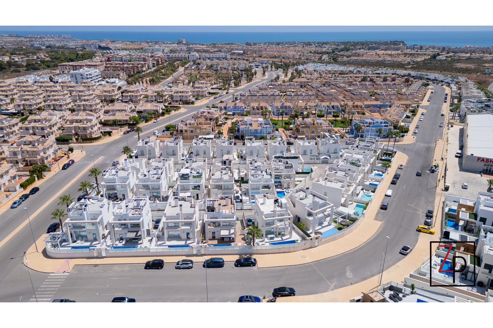 Endursala - Einbýlishús -
Orihuela Costa - Cabo roig - La Zenia