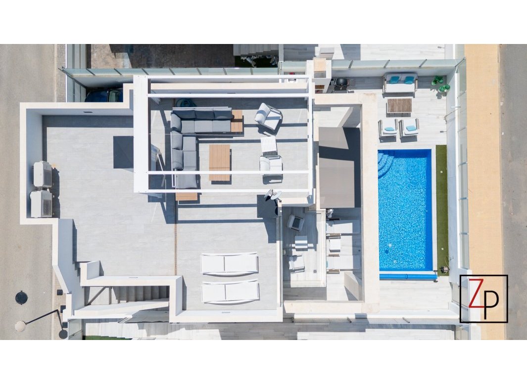 Endursala - Einbýlishús -
Orihuela Costa - Cabo roig - La Zenia