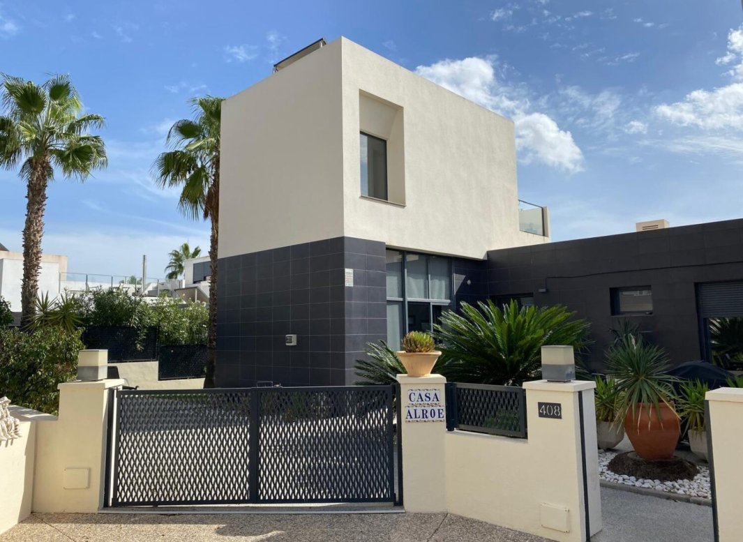 Endursala - Einbýlishús -
Orihuela Costa - Villamartín