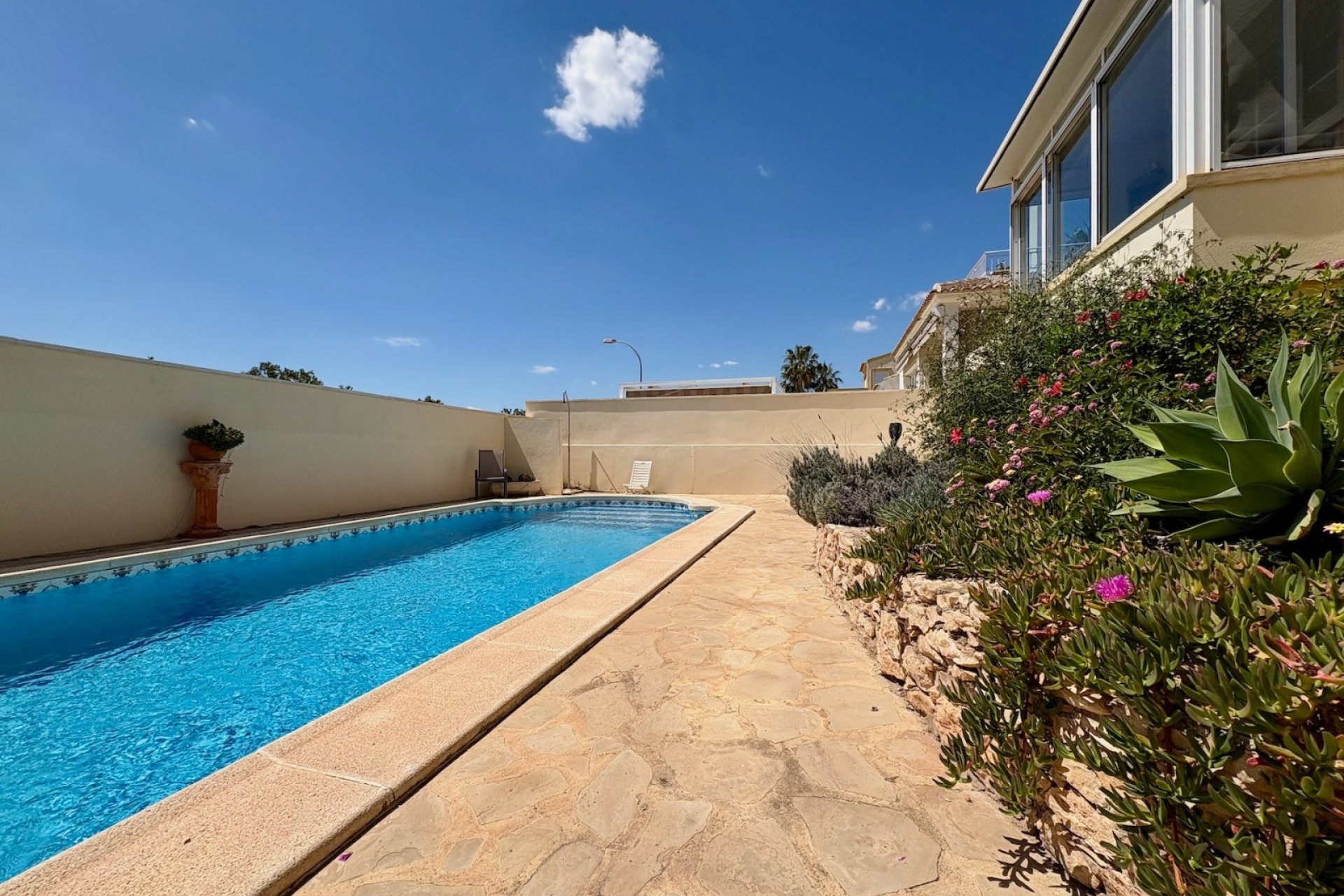 Endursala - Einbýlishús -
Orihuela Costa - Villamartín