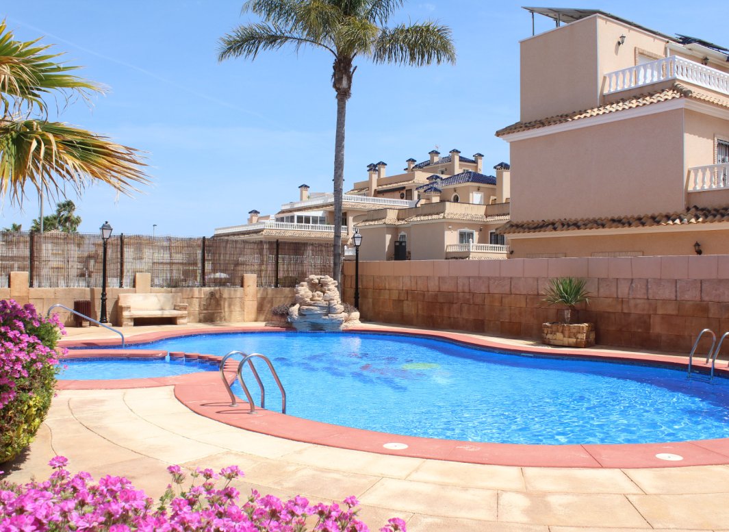 Endursala - Einbýlishús -
Villamartín