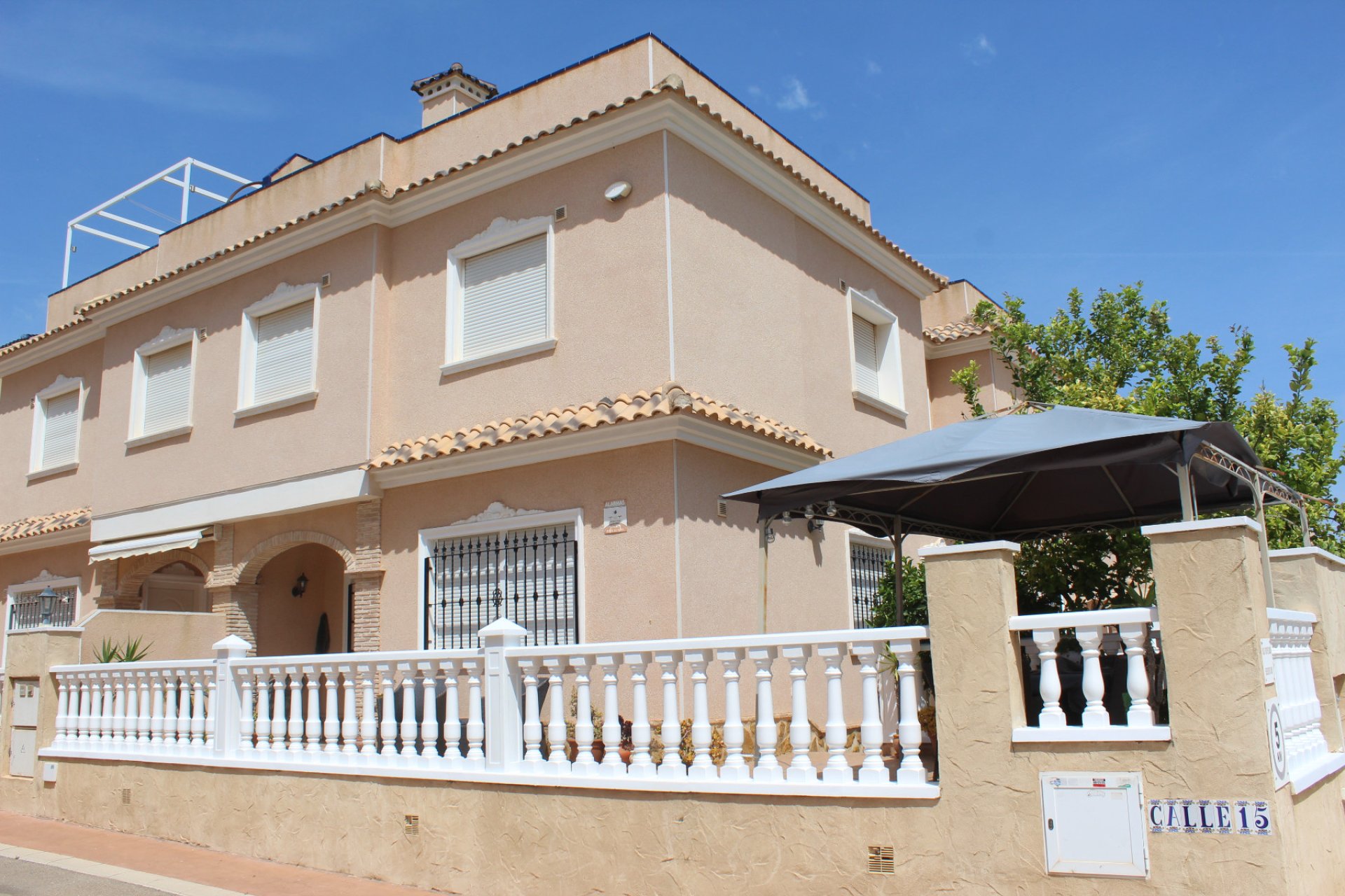 Endursala - Einbýlishús -
Villamartín