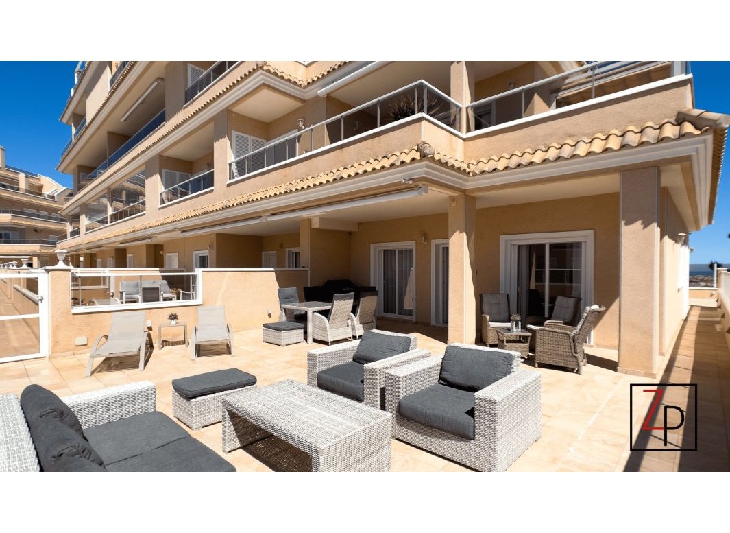 Endursala - Íbúð á jarðhæð -
Orihuela Costa - Villamartín