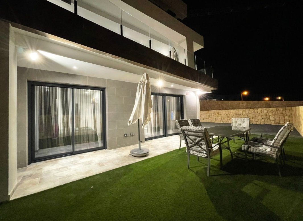 Endursala - Íbúð -
Finestrat