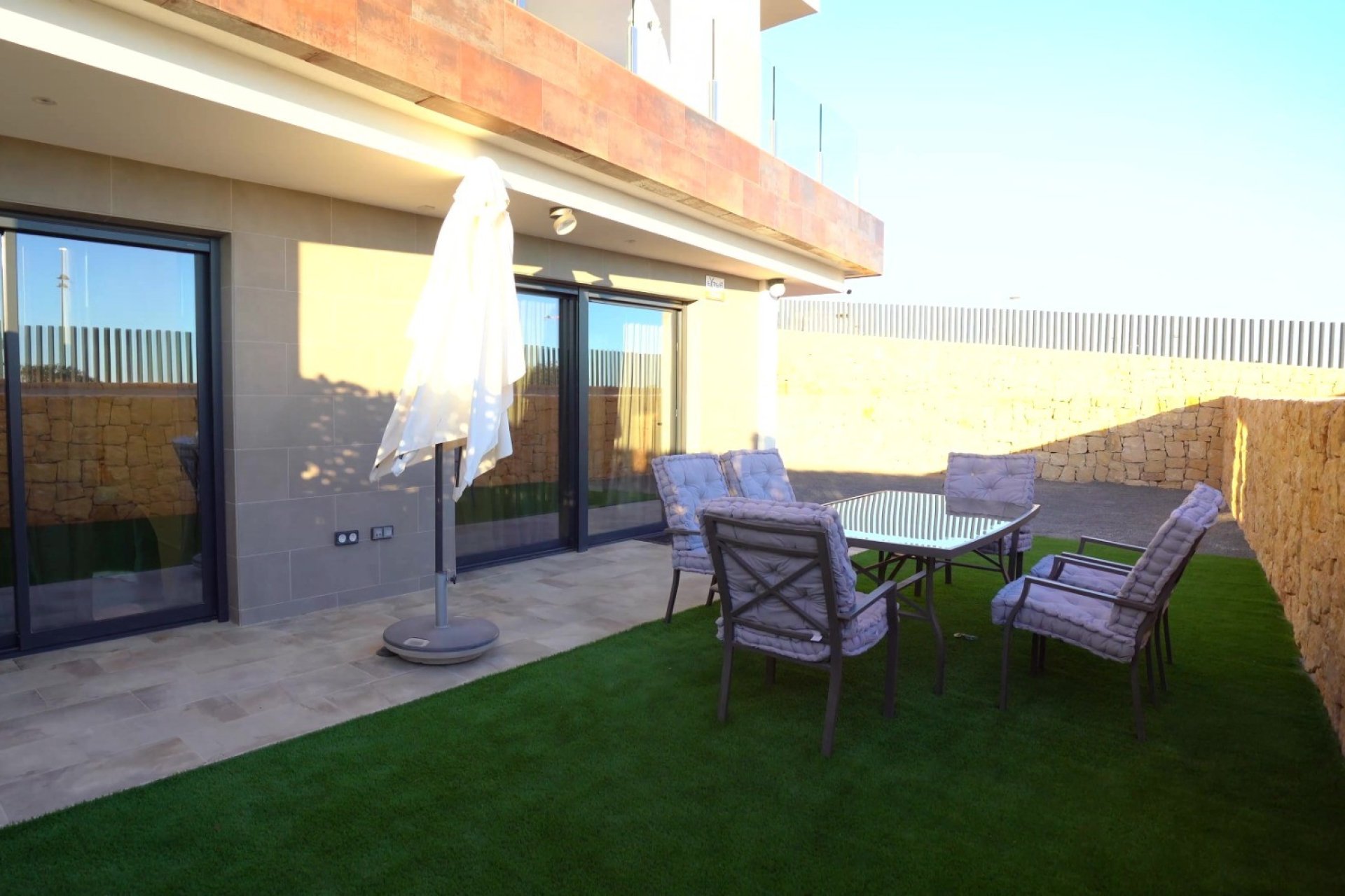 Endursala - Íbúð -
Finestrat