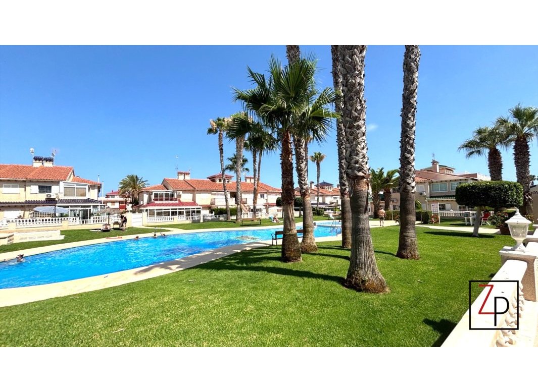 Endursala - Íbúð -
Orihuela Costa - La Florida