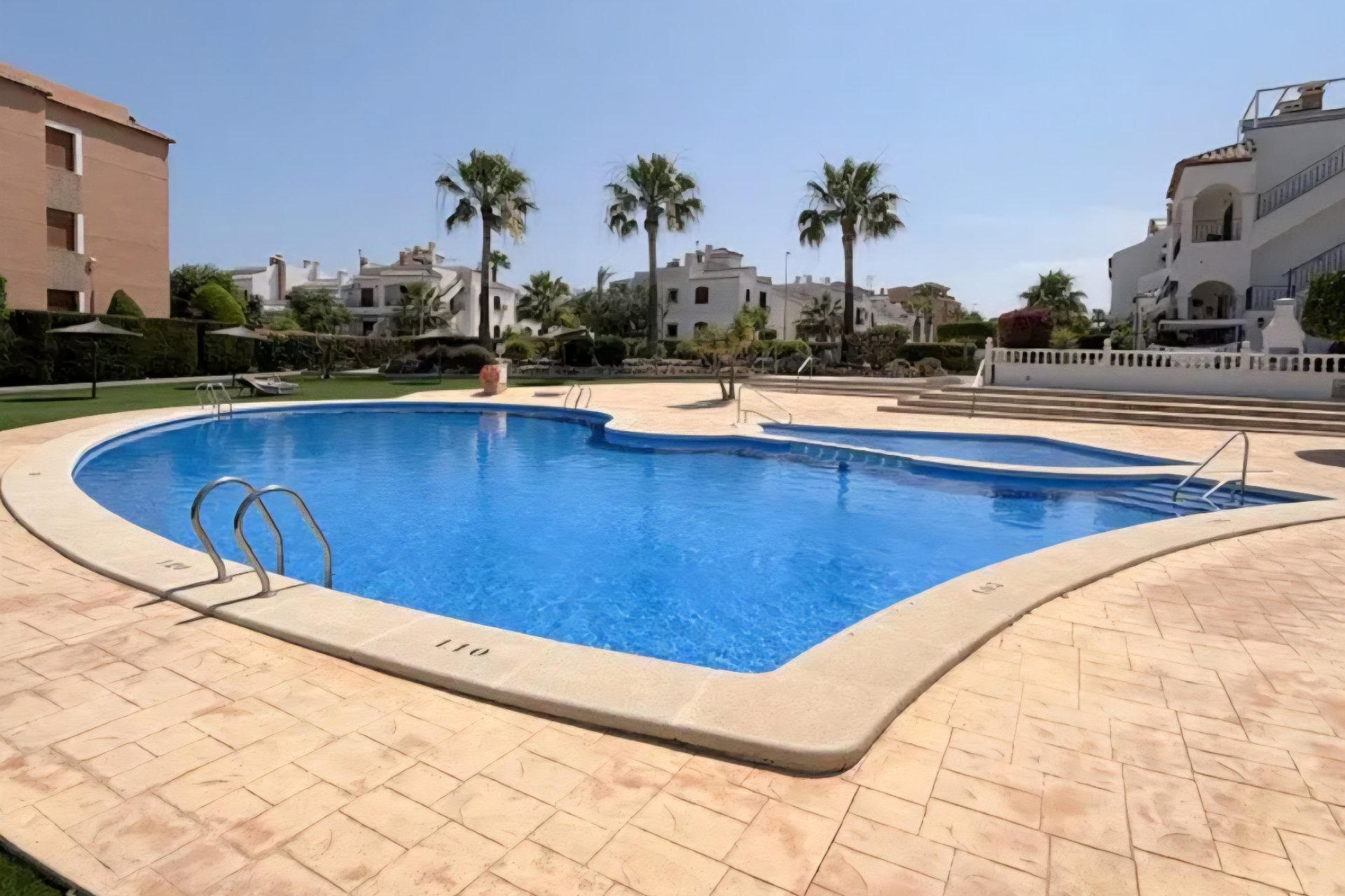 Endursala - Íbúð -
Villamartín - PAU 8