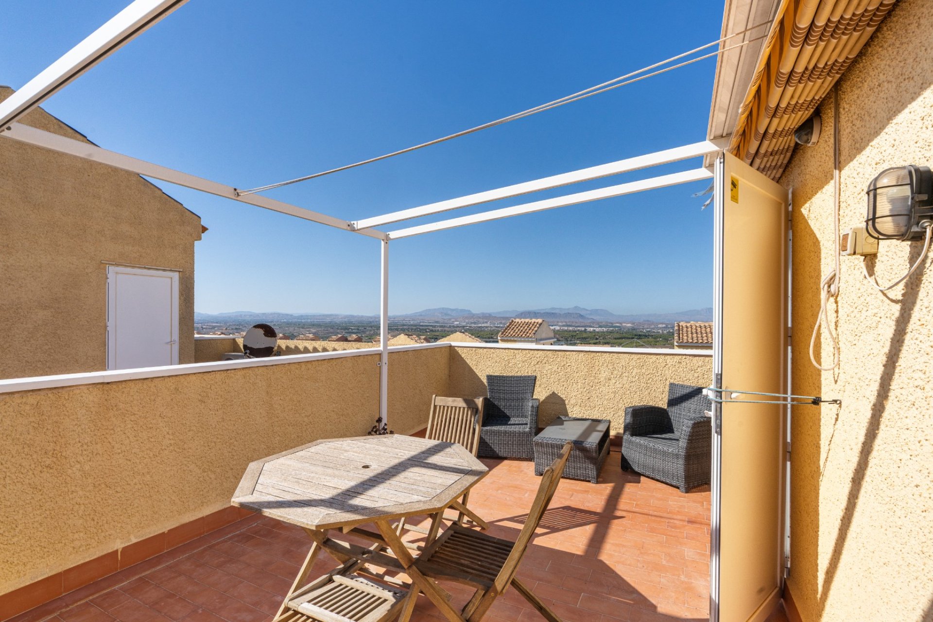 Endursala - Raðhús -
Gran Alacant - Monte y Mar