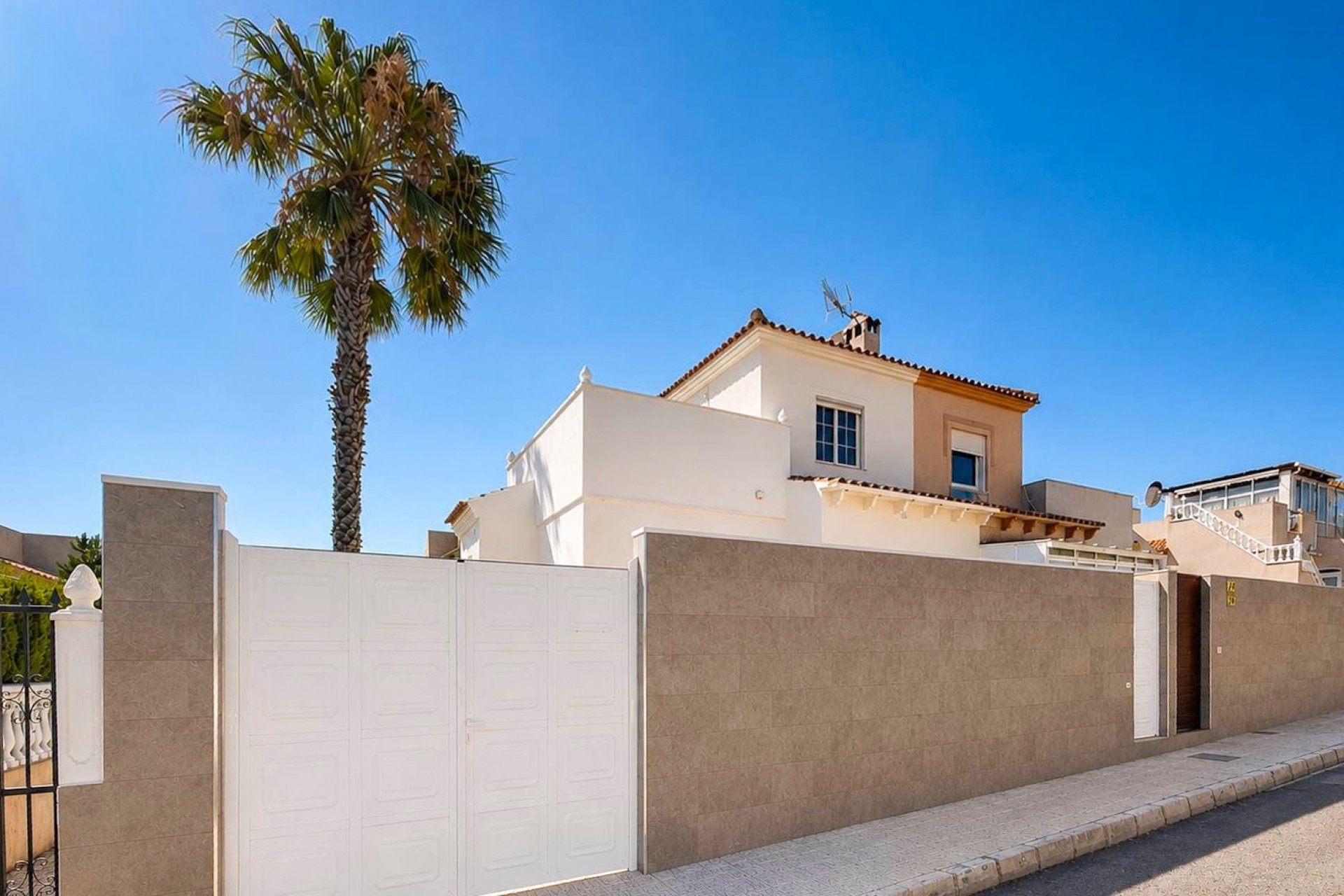 Endursala - Raðhús -
Orihuela Costa - Los Altos