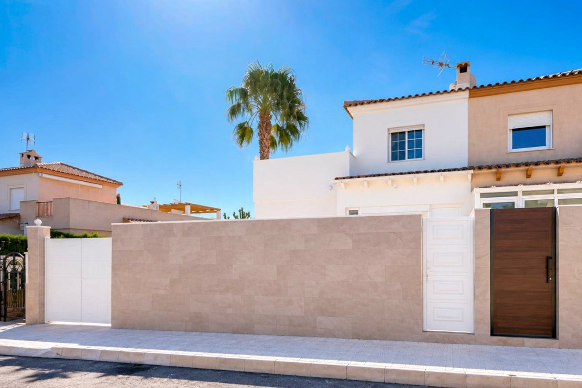 Endursala - Raðhús -
Orihuela Costa - Los Altos