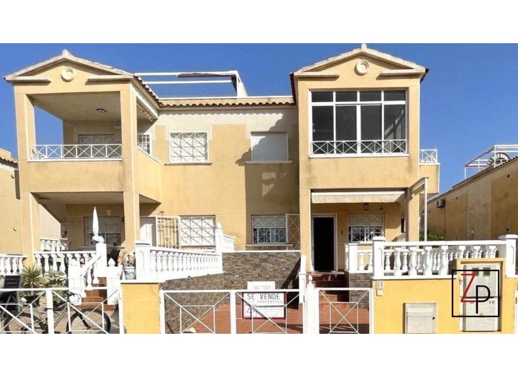 Endursala - Raðhús -
Torrevieja - Baños de Europa