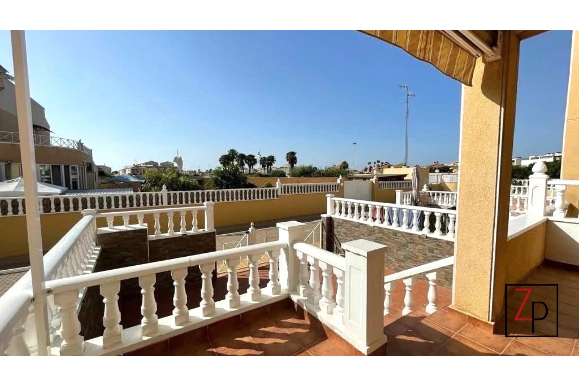 Endursala - Raðhús -
Torrevieja - Baños de Europa