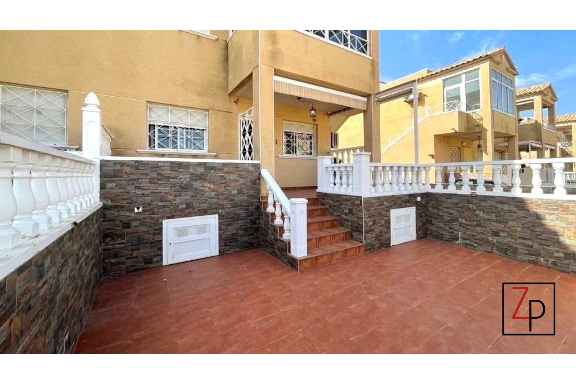 Endursala - Raðhús -
Torrevieja - Baños de Europa