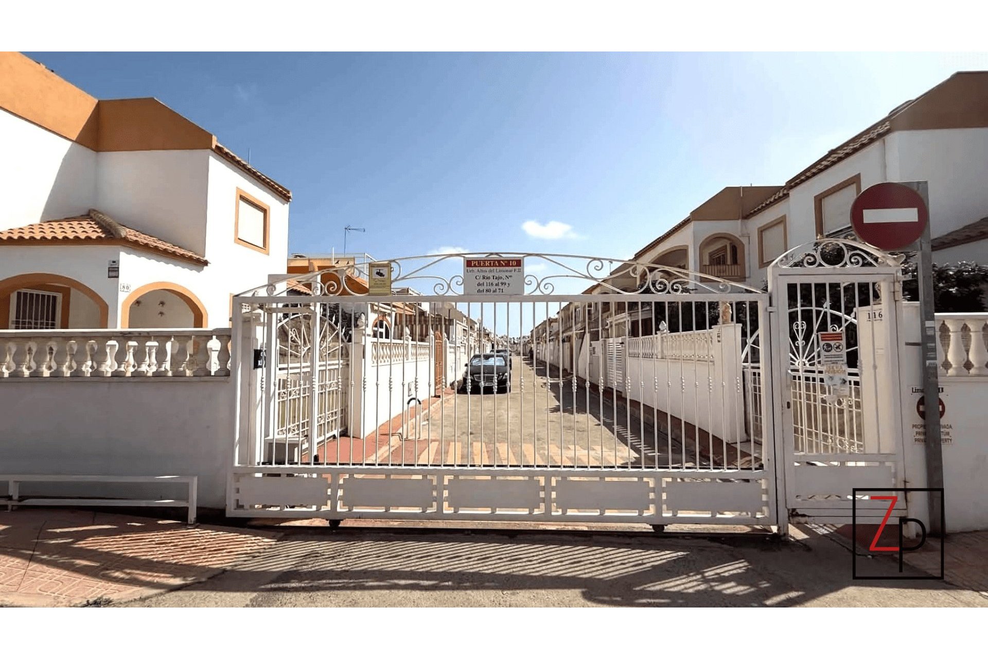 Endursala - Raðhús -
Torrevieja - Torretas
