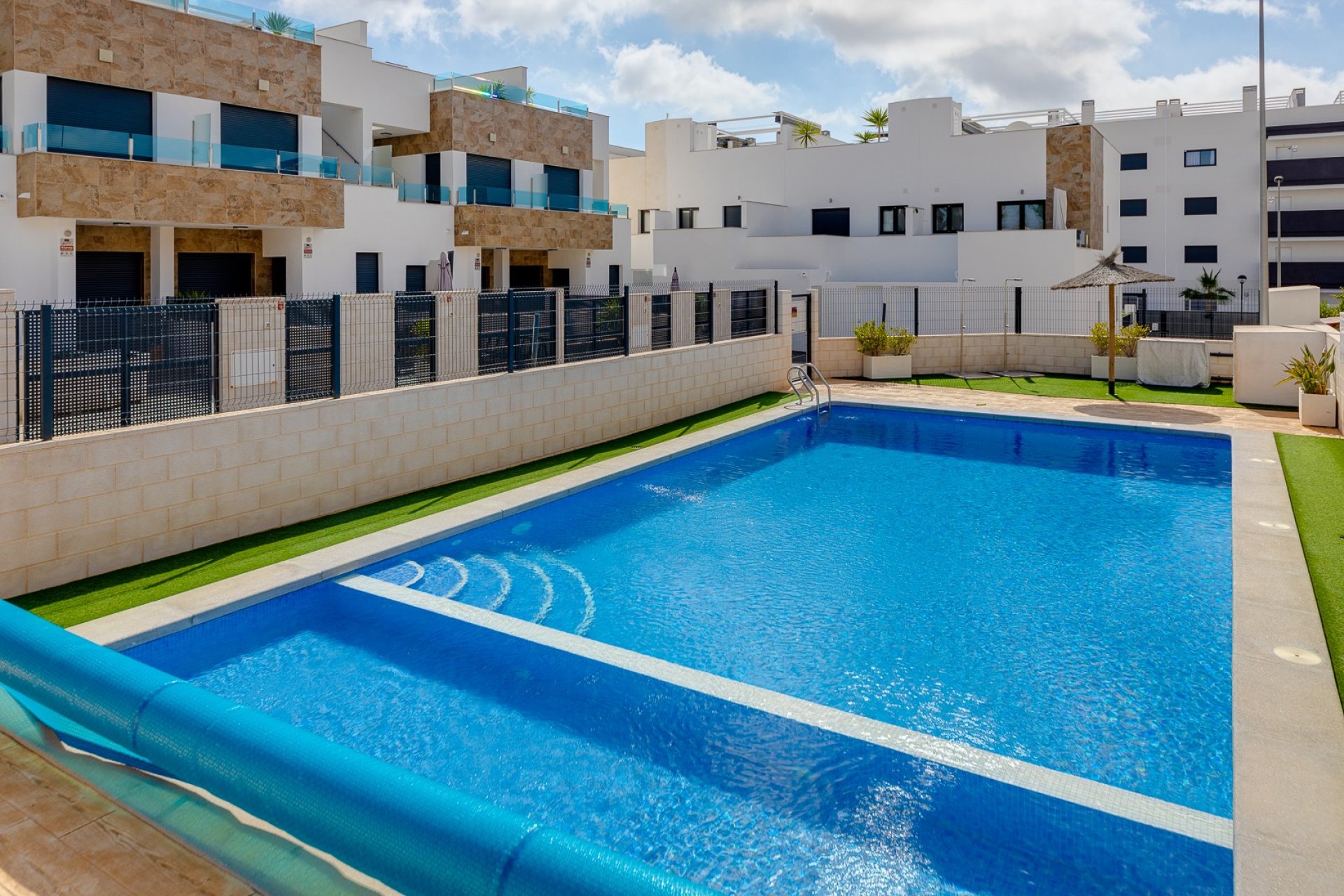 Endursala - Townhouse / Terraced House -
Orihuela Costa - Las Filipinas