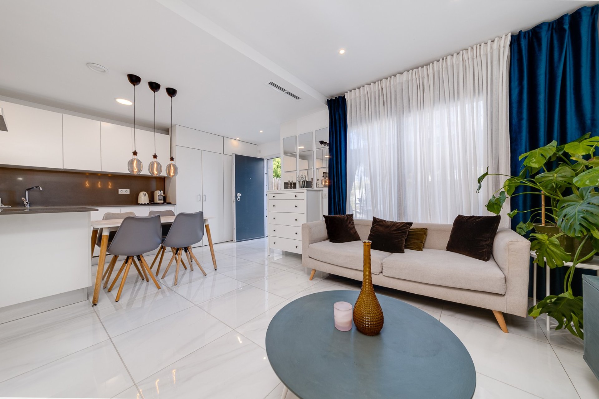Endursala - Townhouse / Terraced House -
Orihuela Costa - Las Filipinas
