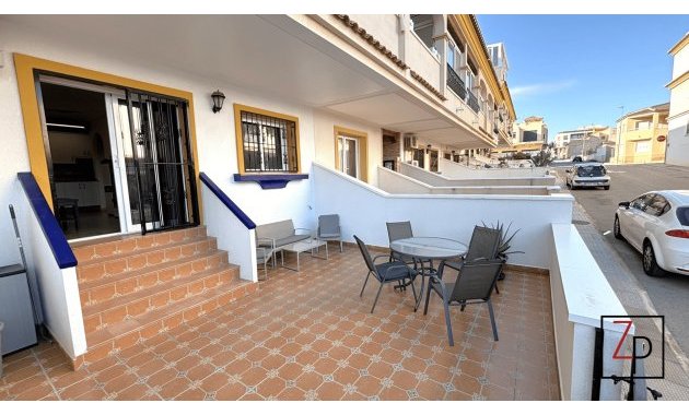 Ground floor apartment - Resale - San Miguel de Salinas - Pueblo