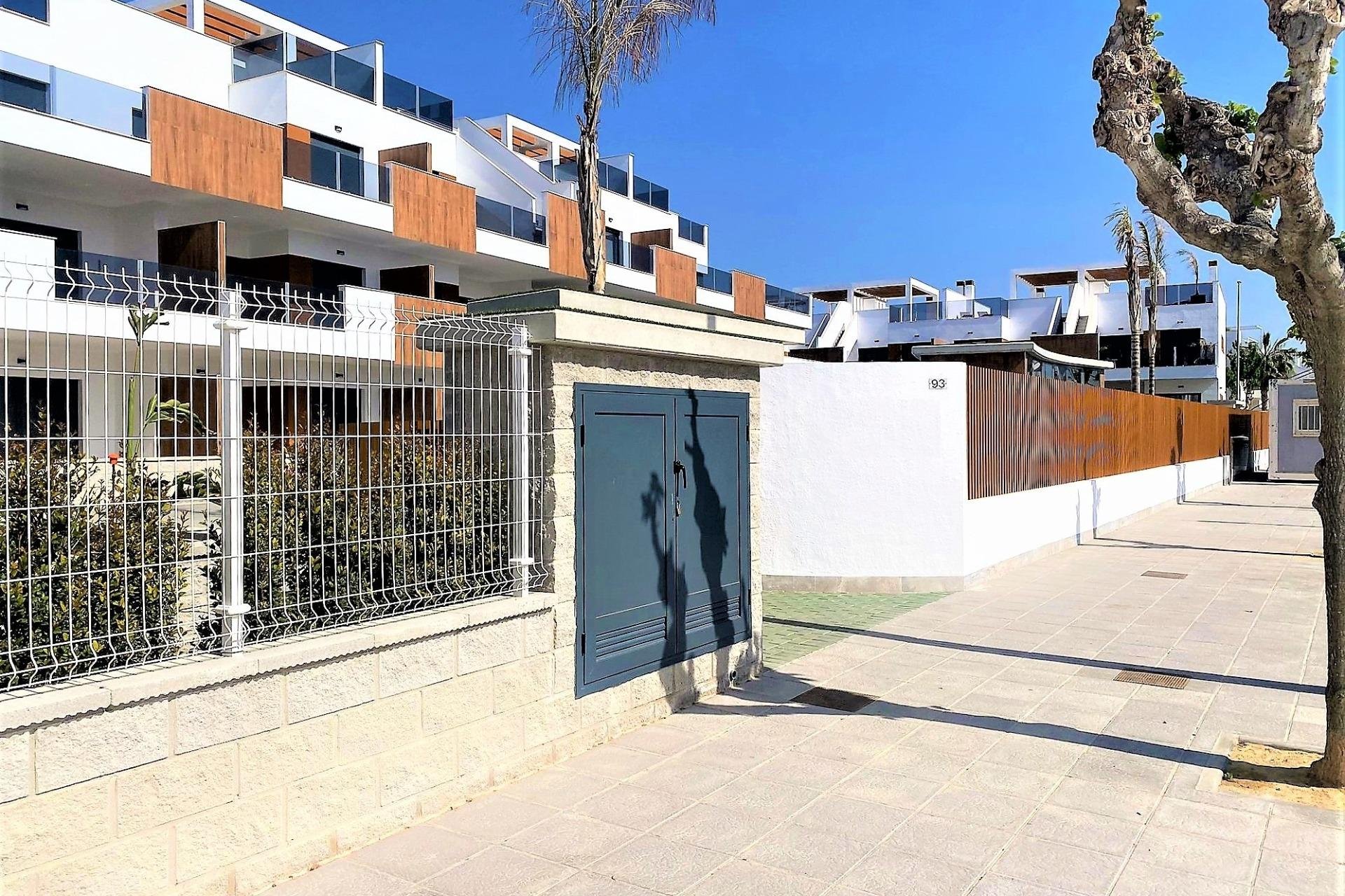 New Build - Bungalow -
Pilar de la Horadada - Polideportivo