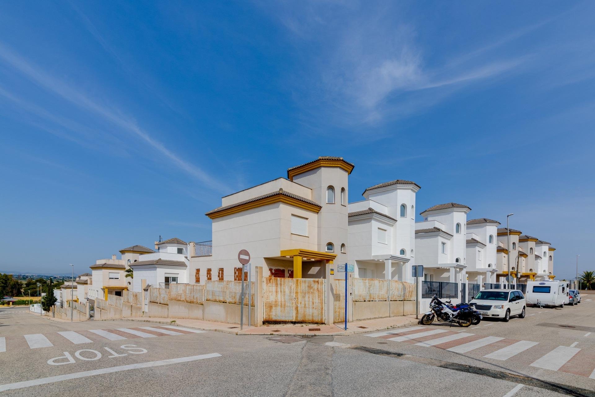 New Build - Semidetached -
San Fulgencio - El Oasis