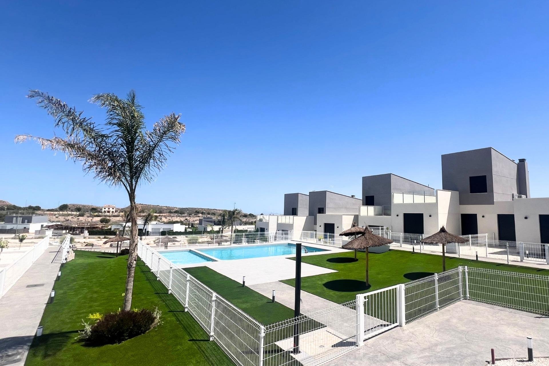 New Build - Townhouse -
Baños y Mendigo - Altaona Golf