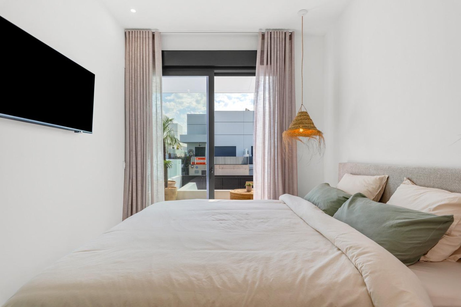 New Build - Townhouse -
Dolores - Sector 3