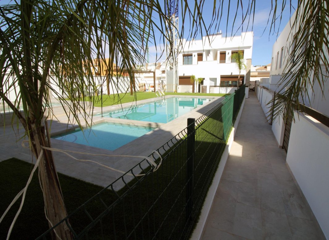 New Build - Townhouse -
Pilar de la Horadada - parque Andromeda