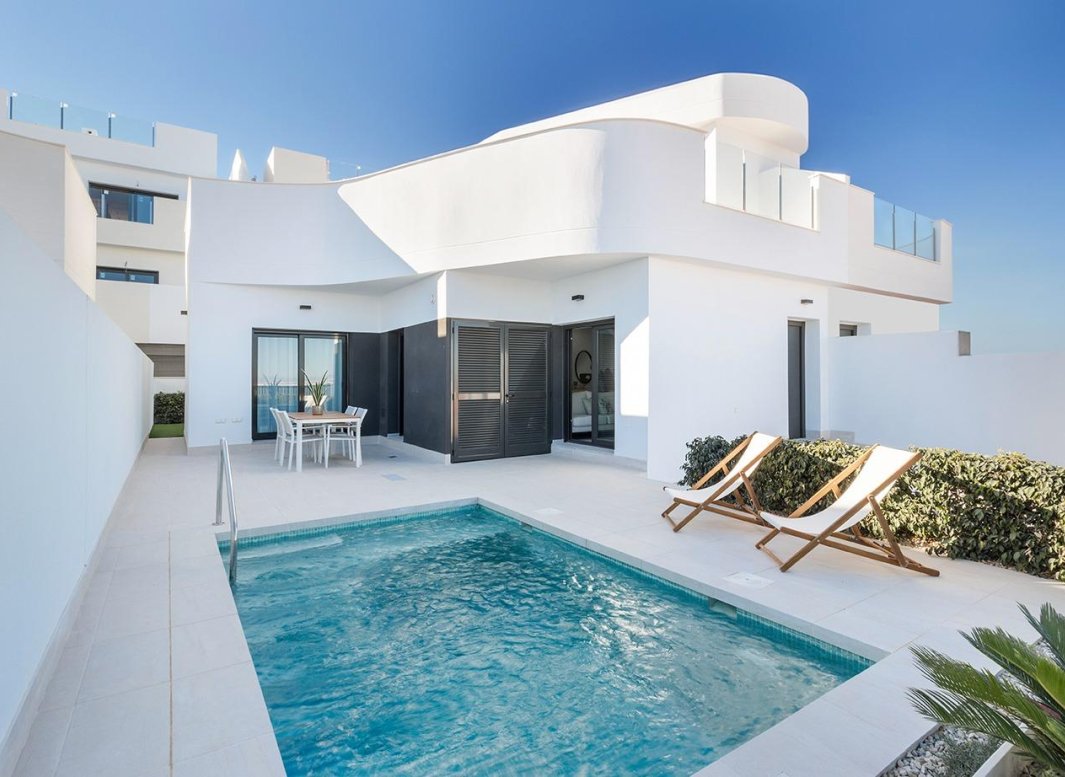 New Build - Villa -
Torrevieja - Lago Jardín II