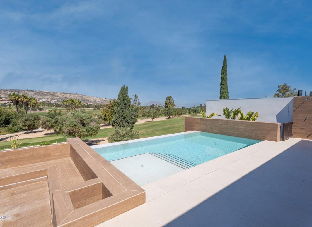 Nýbygging - Einbýlishús -
Algorfa - La Finca Golf