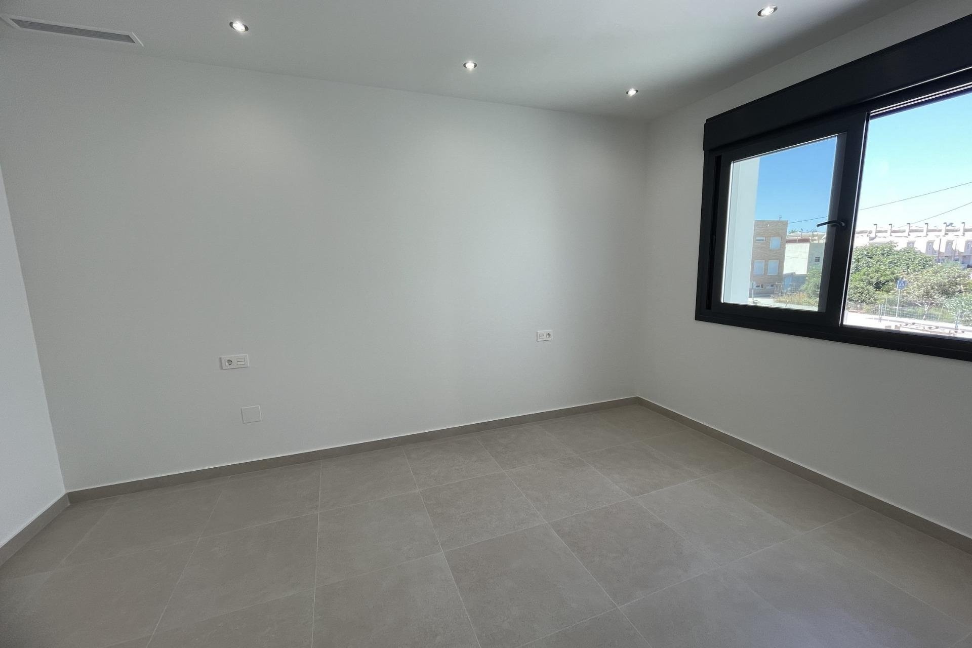 Nýbygging - Einbýlishús -
Almoradí - Heredades