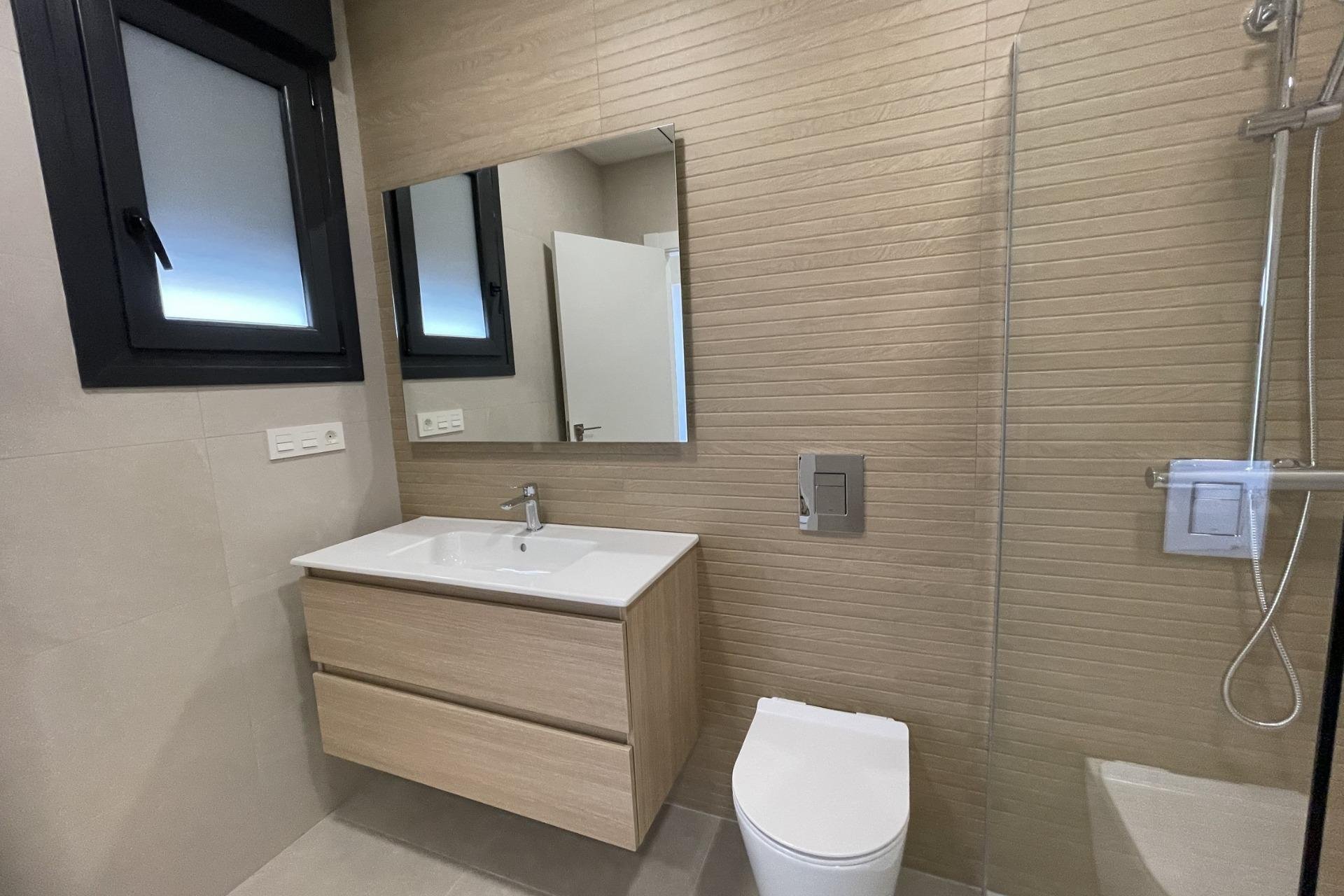 Nýbygging - Einbýlishús -
Almoradí - Heredades