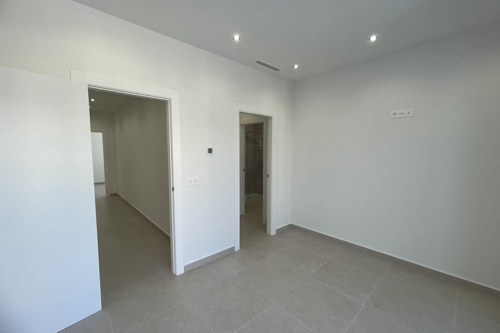 Nýbygging - Einbýlishús -
Almoradí - Heredades