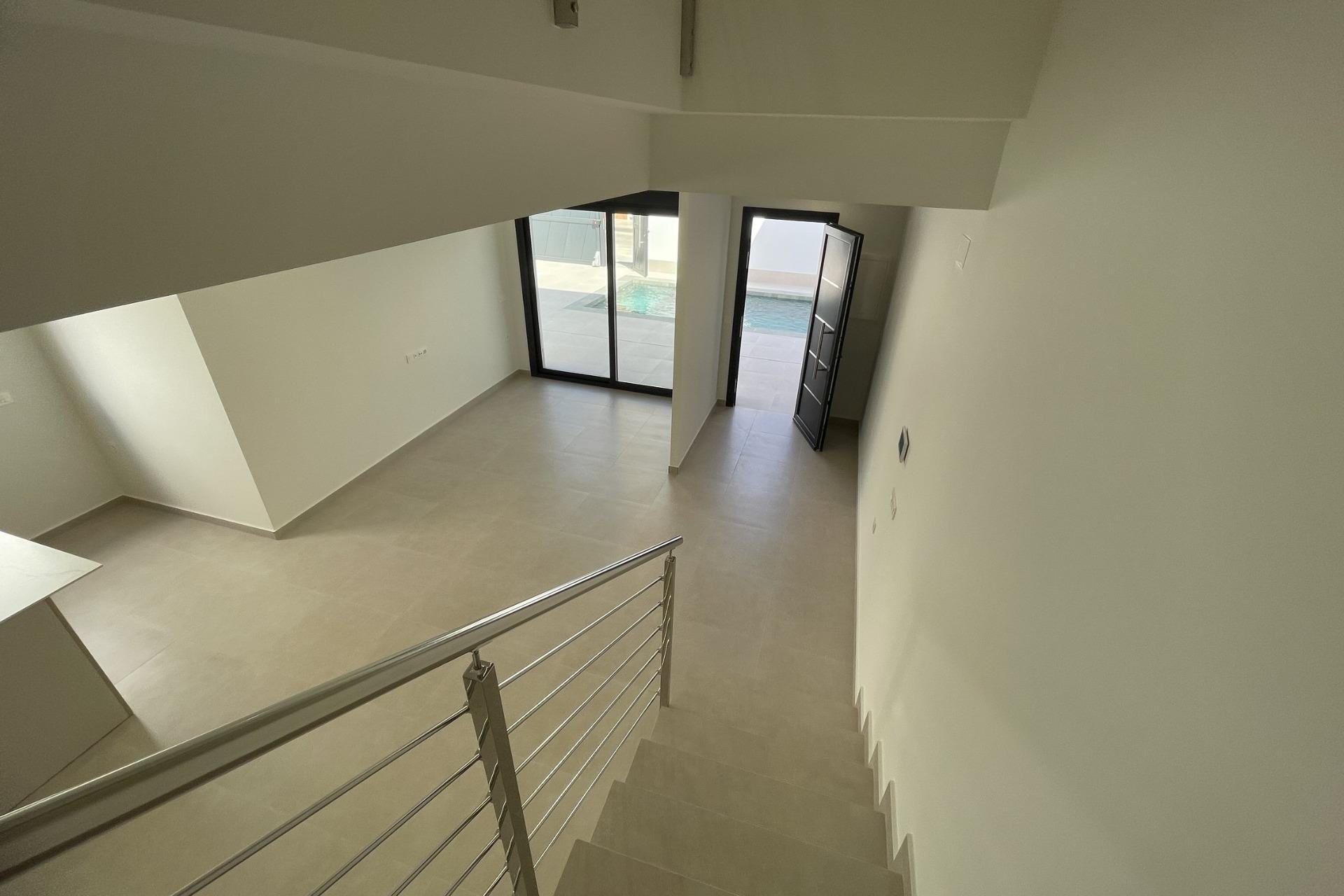 Nýbygging - Einbýlishús -
Almoradí - Heredades